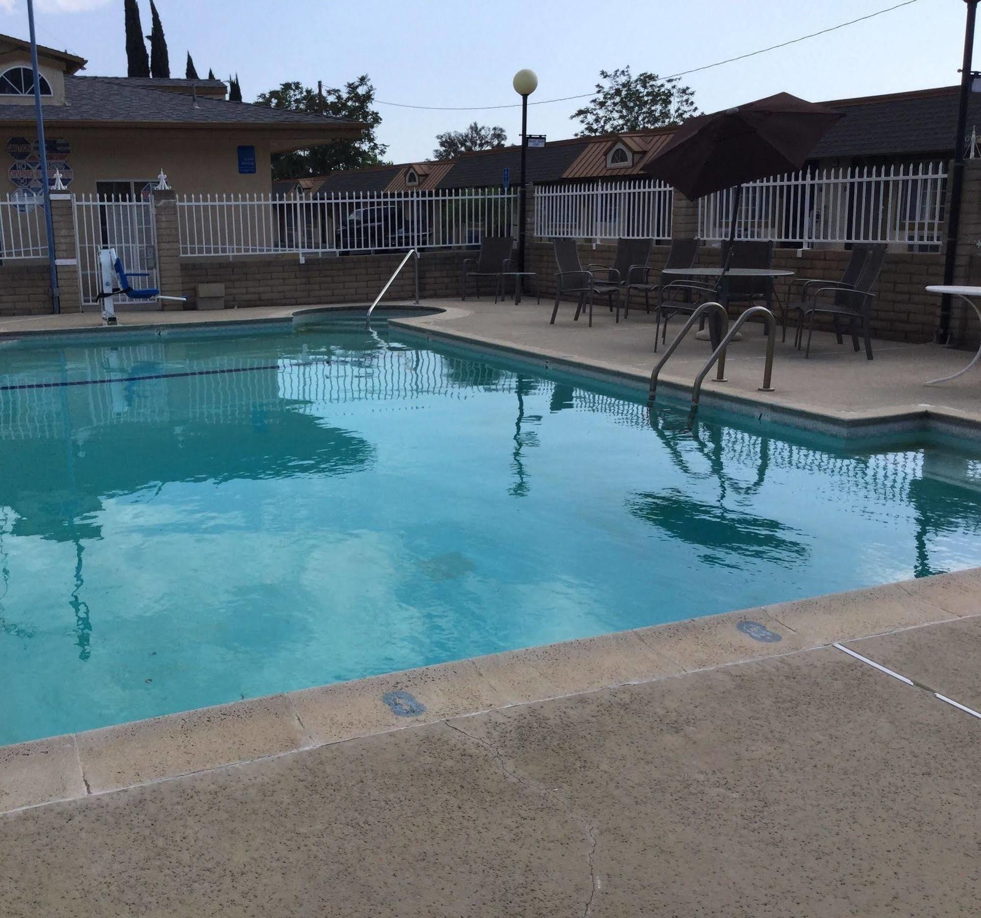 Rodeway Inn Beaumont Exterior foto